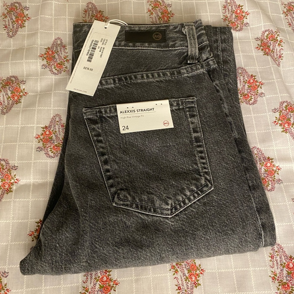 AG Adriano Goldschmied Alexxis 24 Vintage High Rise Straight Charcoal Black